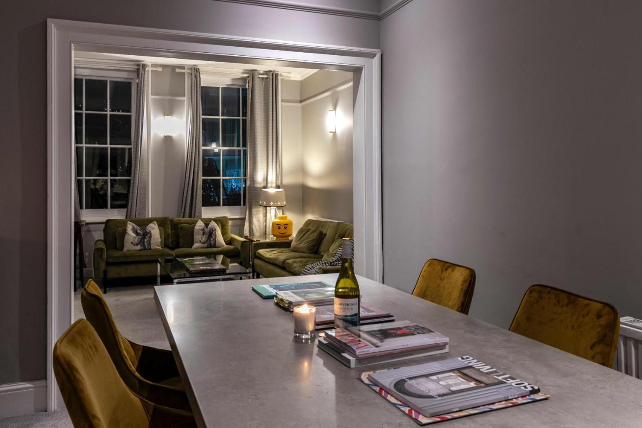 Shared Guest House 5 Mins Walk From Vauxhall And Nine Elms Station With Off-Site Parking Near Us Embassy ロンドン エクステリア 写真